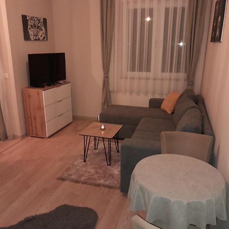 Gray Apartament 2 Priștina Exterior foto